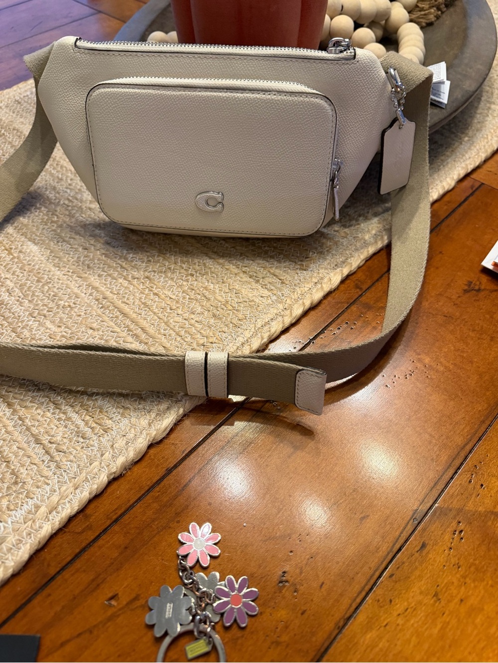 Coach Crossgrain Leather Belt Bag with Signature Canvas Interior – Chalk